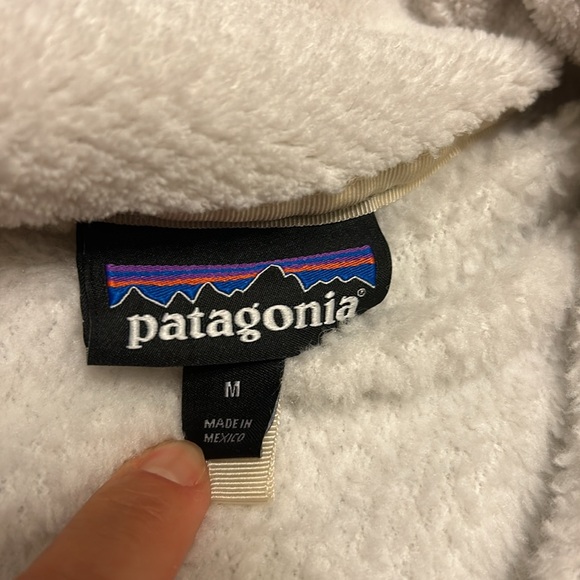 Patagonia white pullover size medium - Picture 4 of 16